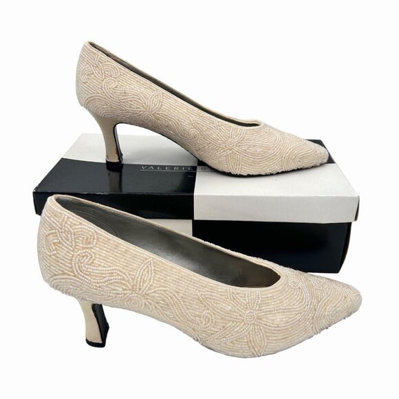 VINTAGE IVORY VALERIE STEVENS BEADED HEELS W/ BOX WEDDING FORMAL 8.5 - Picture 3 of 13